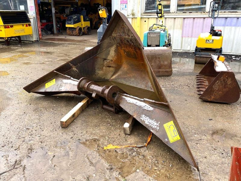 Godet trapèze attache Morin M6 - Skovl til gravemaskine: billede 3 Godet trapèze attache Morin M6 - Skovl til gravemaskine: billede 3