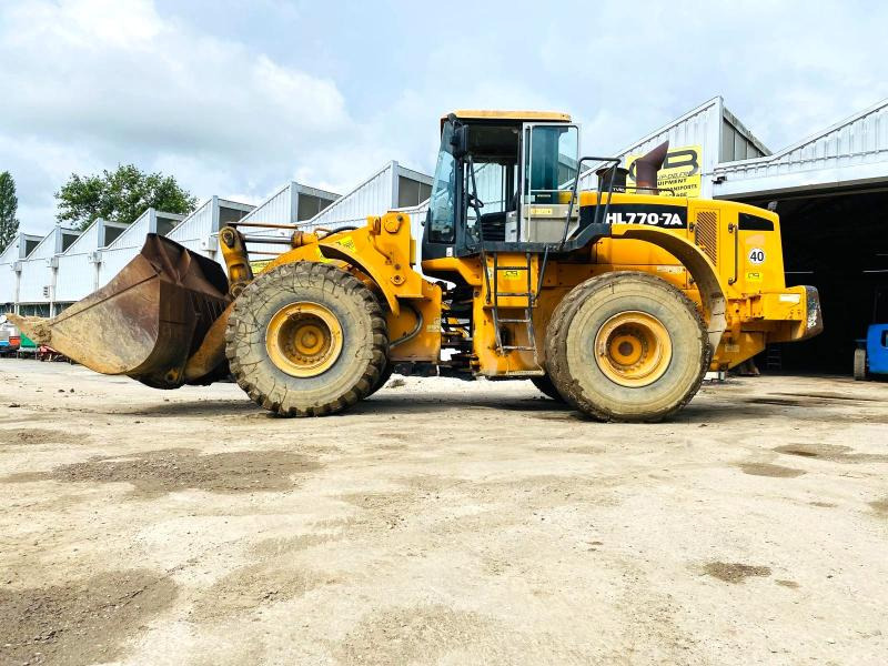 HYUNDAI Chargeuse articulé HL770-7A 23T - Gravelæssemaskine: billede 3 HYUNDAI Chargeuse articulé HL770-7A 23T - Gravelæssemaskine: billede 3