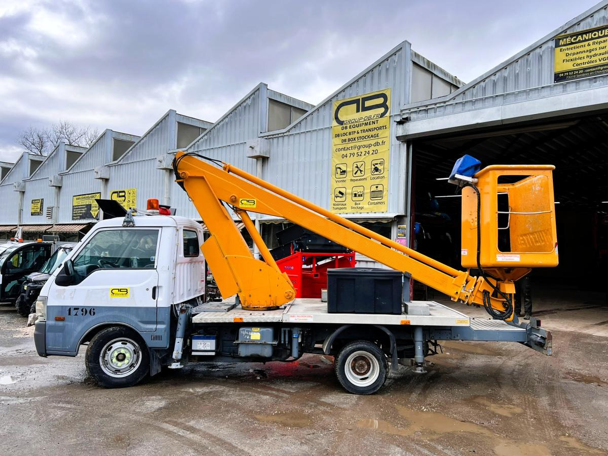 Mazda Bongo Fourgon Nacelle 14,5m - Lift, Varebil: billede 2 Mazda Bongo Fourgon Nacelle 14,5m - Lift, Varebil: billede 2