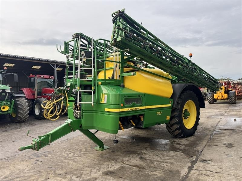 John Deere R952i PowrSpray Trailed Sprayer - Liftsprøjte: billede 4 John Deere R952i PowrSpray Trailed Sprayer - Liftsprøjte: billede 4