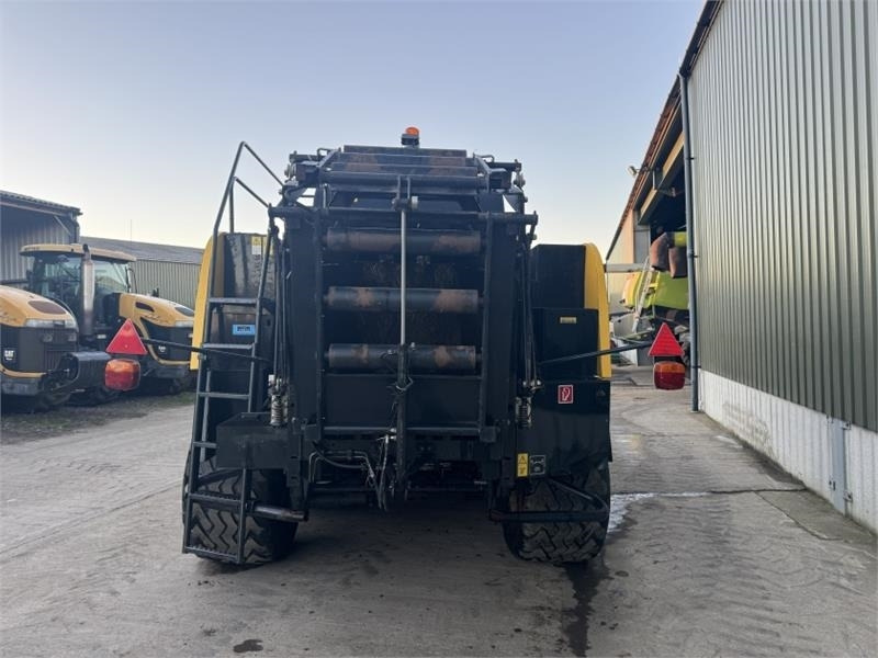 New Holland BB9060 Baler - Firkant ballepresse: billede 3 New Holland BB9060 Baler - Firkant ballepresse: billede 3