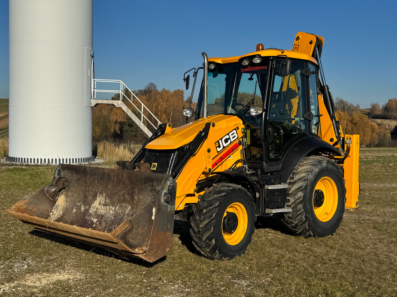 JCB 3CX / KOPARKO-ŁADOWARKA / 2019 ROK / 4200 MTH / KLIMATYZACJA / SPROWADZONA - Gravelæssemaskine: billede 2 JCB 3CX / KOPARKO-ŁADOWARKA / 2019 ROK / 4200 MTH / KLIMATYZACJA / SPROWADZONA - Gravelæssemaskine: billede 2