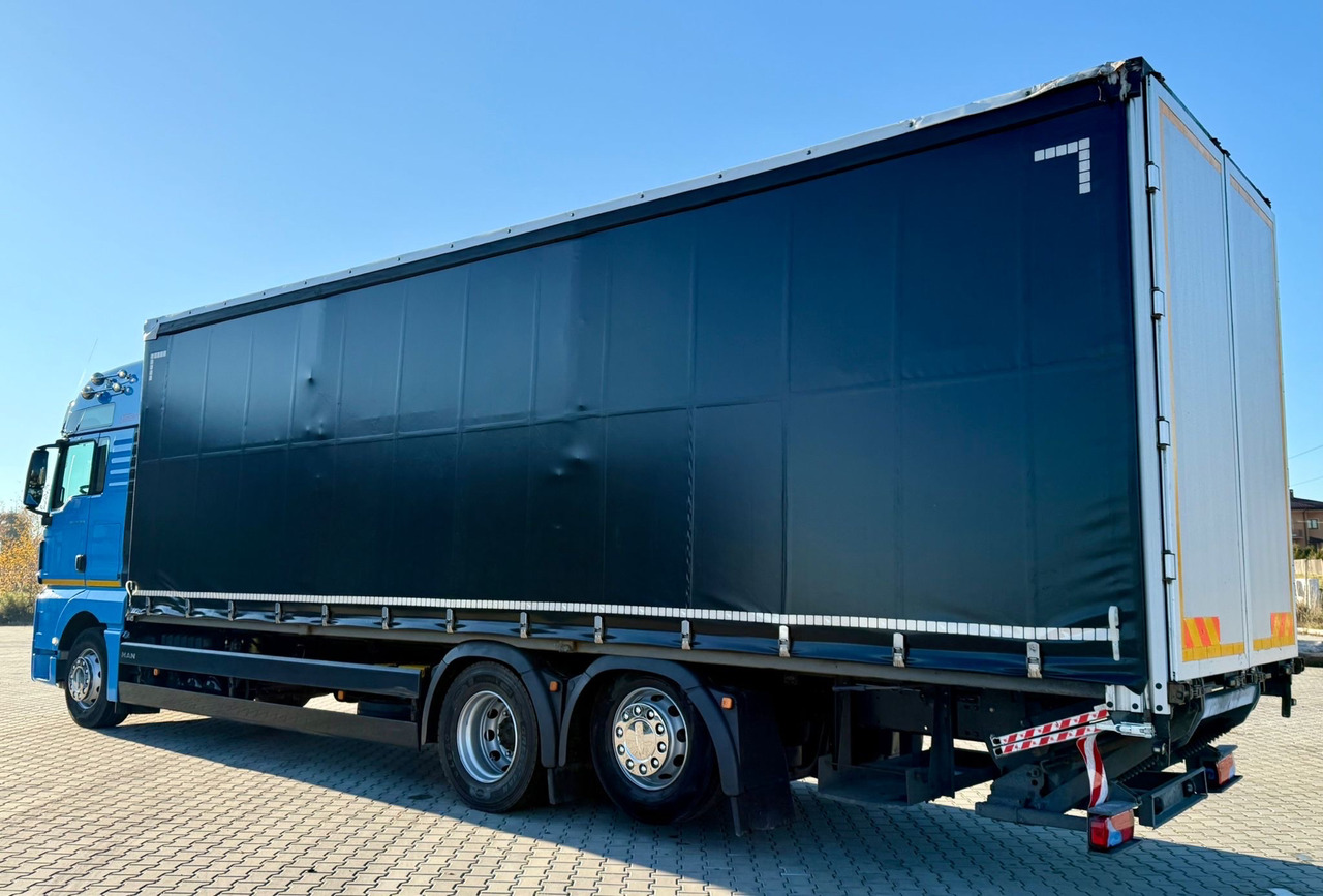MAN TGX 26.420 / FIRANKA / WINDA / 23 EUROPALETY / 6x2 / AUTOMAT / EURO 6 / OŚ PODNOSZONA / DUŻA KABINA / 2019 ROK - Lastbil med presenning: billede 4 MAN TGX 26.420 / FIRANKA / WINDA / 23 EUROPALETY / 6x2 / AUTOMAT / EURO 6 / OŚ PODNOSZONA / DUŻA KABINA / 2019 ROK - Lastbil med presenning: billede 4