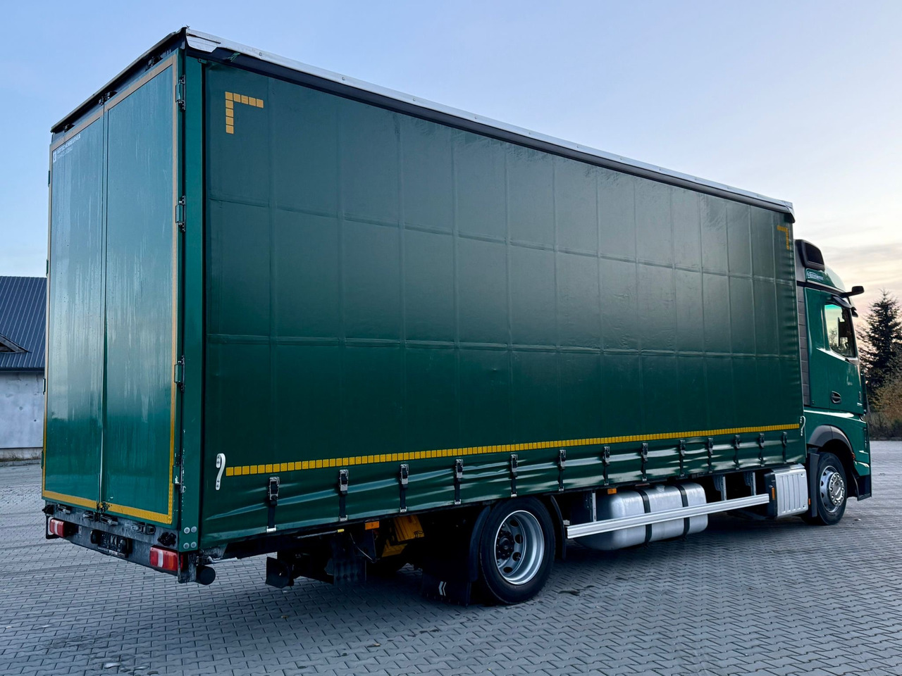 MERCEDES-BENZ ACTROS 1845 / FIRANKA / 19 EUROPALET / DUŻA KABINA / AUTOMAT / 2021 - Lastbil med presenning: billede 4 MERCEDES-BENZ ACTROS 1845 / FIRANKA / 19 EUROPALET / DUŻA KABINA / AUTOMAT / 2021 - Lastbil med presenning: billede 4