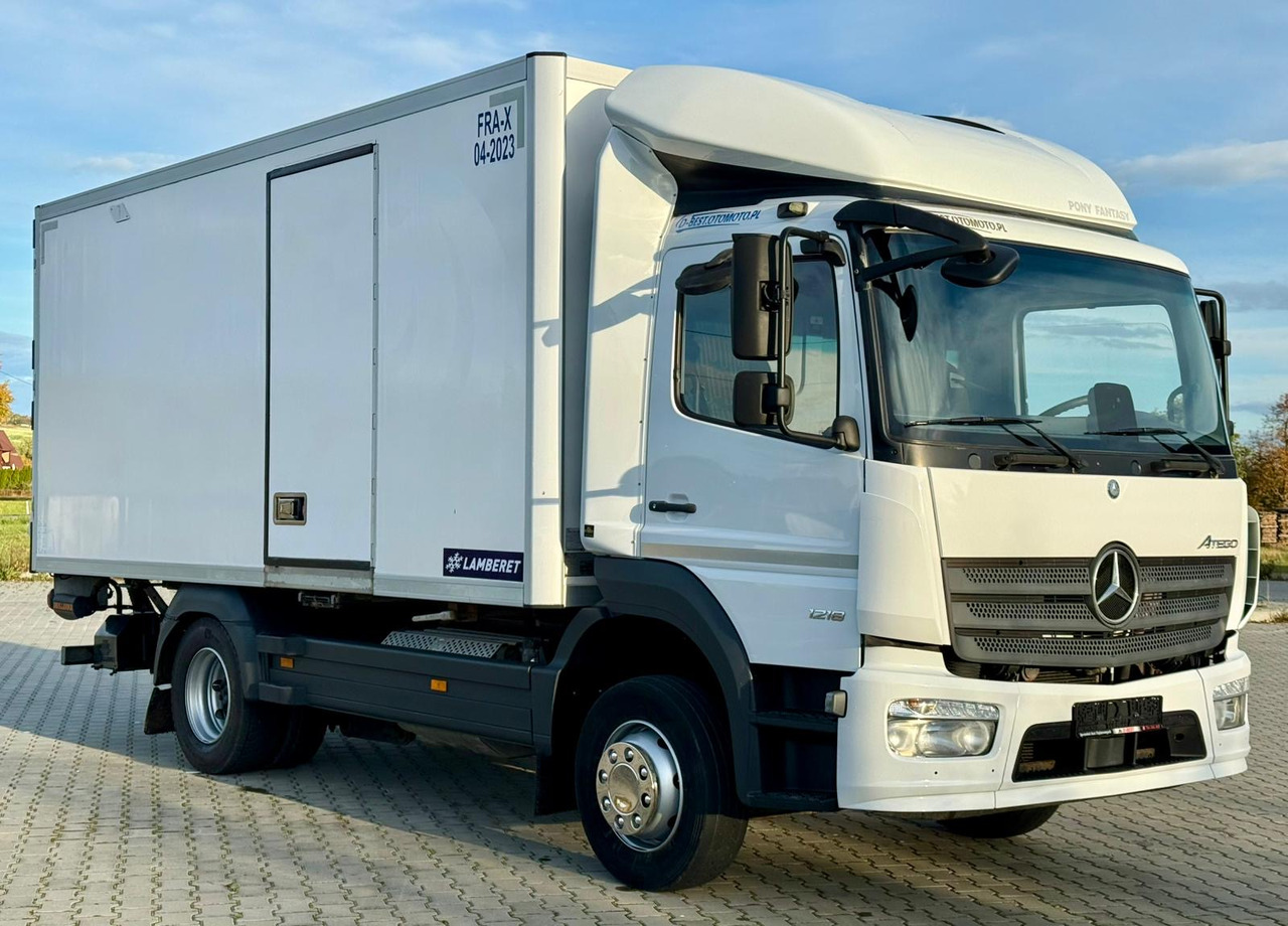 MERCEDES-BENZ ATEGO 1218 / CHŁODNIA / IZOTERMA / WINDA / 5.10 M DŁUGOŚCI / LAMBERET / AUTOMAT / 2017 ROK / 410 TYŚ KM - Kølevogn lastbil: billede 1 MERCEDES-BENZ ATEGO 1218 / CHŁODNIA / IZOTERMA / WINDA / 5.10 M DŁUGOŚCI / LAMBERET / AUTOMAT / 2017 ROK / 410 TYŚ KM - Kølevogn lastbil: billede 1