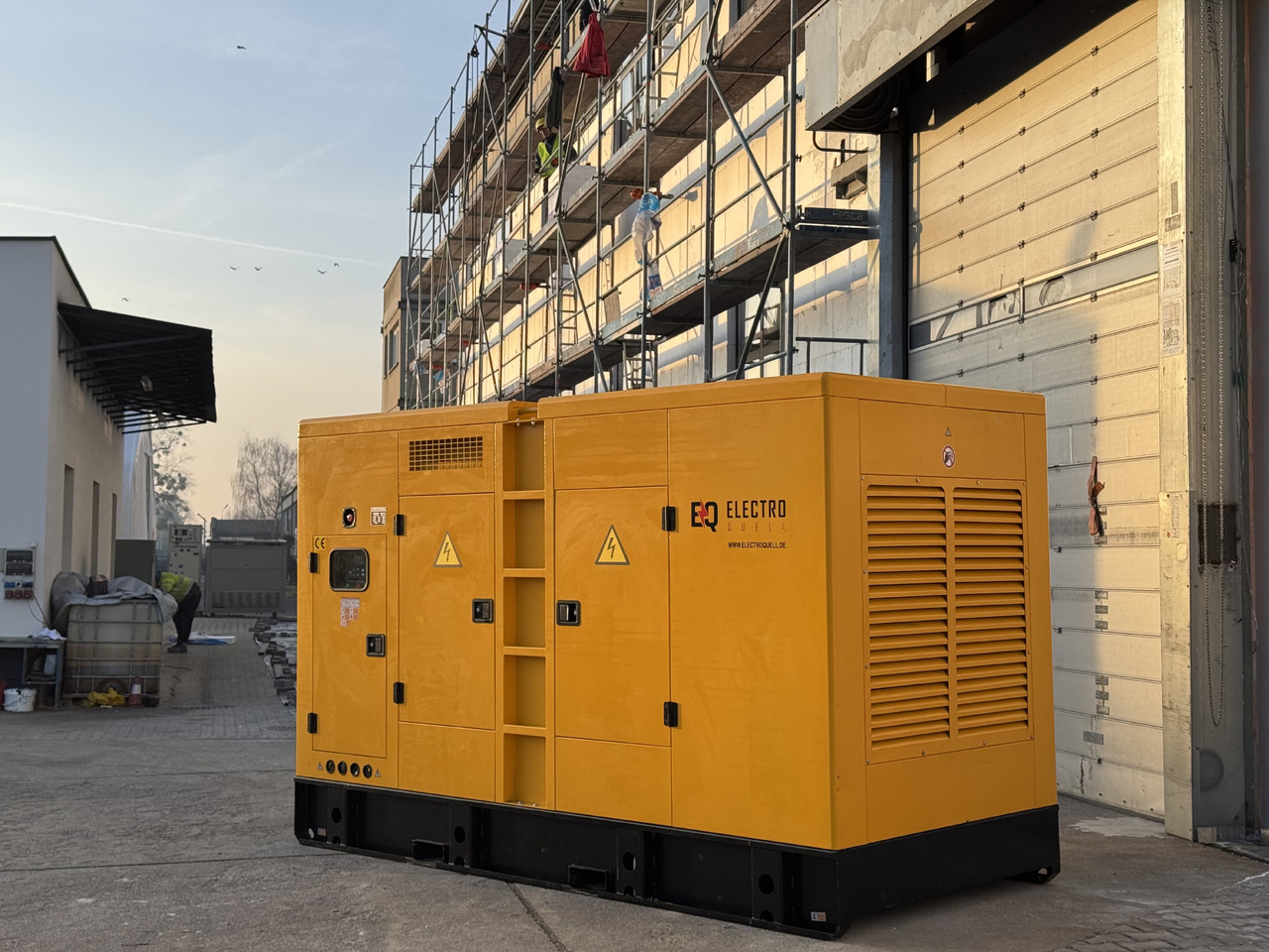 IVECO 250 kVA / 200 kW IN STOCK - Strømgenerator: billede 1 IVECO 250 kVA / 200 kW IN STOCK - Strømgenerator: billede 1