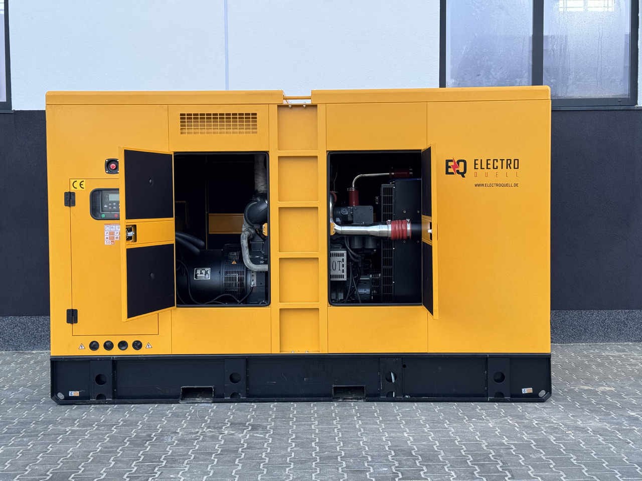 IVECO 250 kVA / 200 kW IN STOCK - Strømgenerator: billede 4 IVECO 250 kVA / 200 kW IN STOCK - Strømgenerator: billede 4