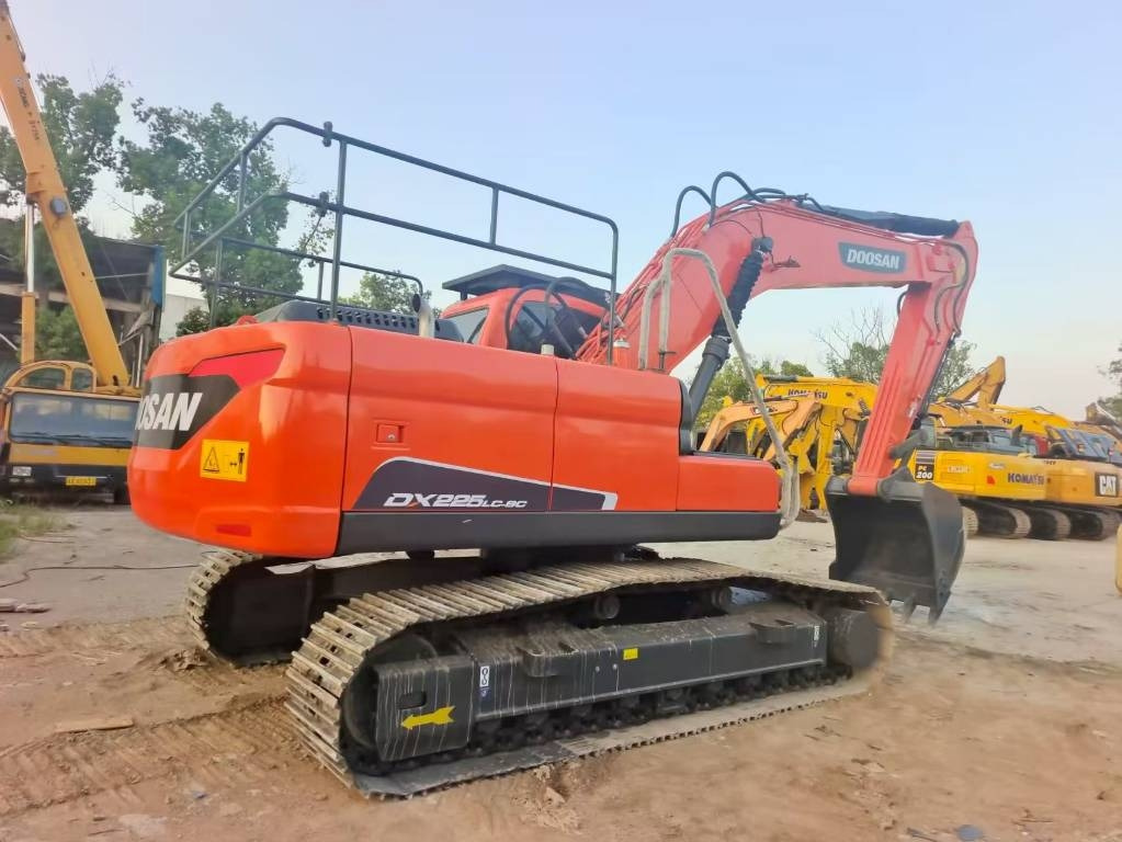 Doosan DX 225 - Bæltegravemaskine: billede 1 Doosan DX 225 - Bæltegravemaskine: billede 1