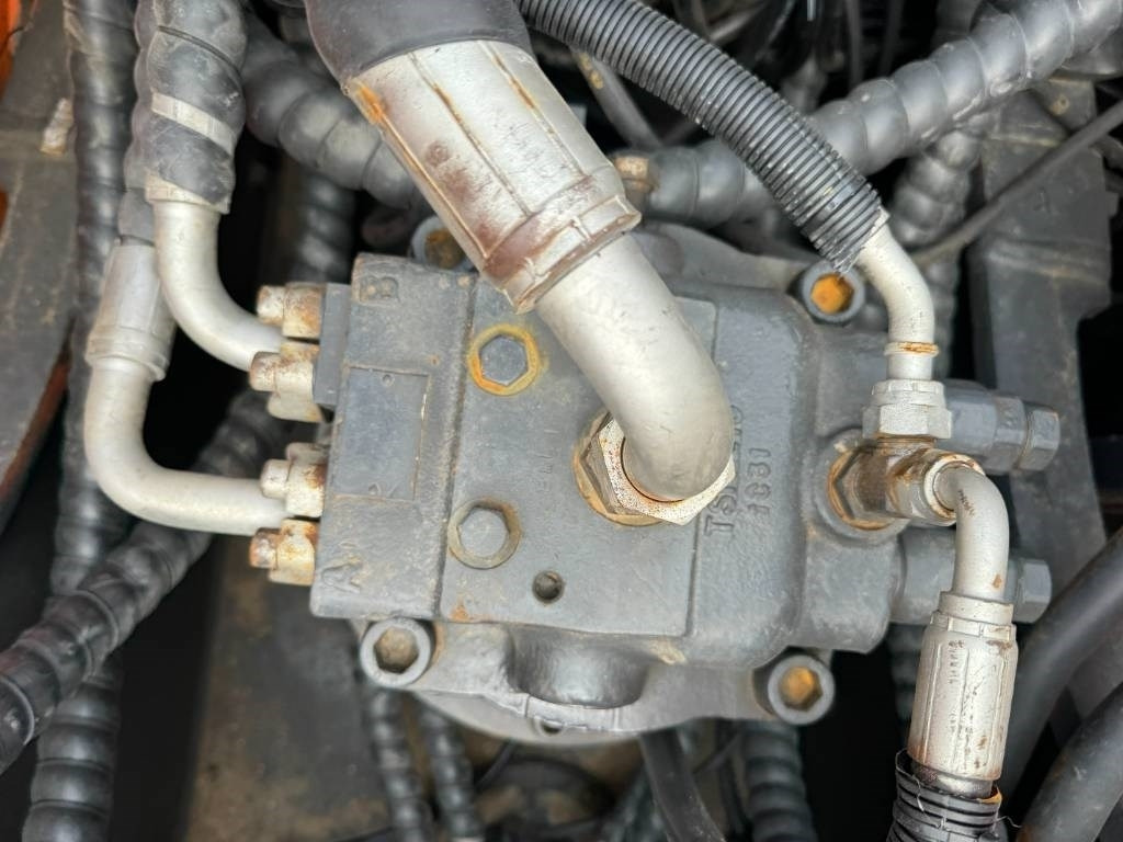 Doosan DX 300 - Bæltegravemaskine: billede 4 Doosan DX 300 - Bæltegravemaskine: billede 4