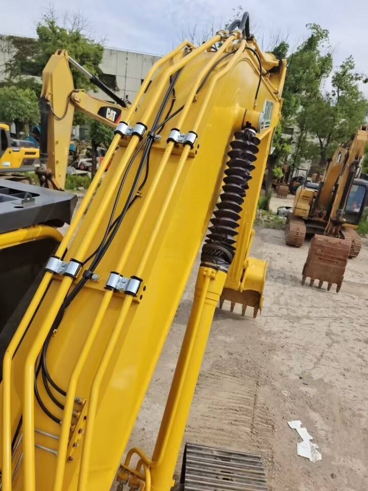 Bæltegravemaskine Komatsu PC 200-8: billede 6