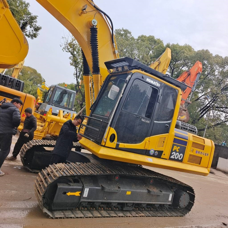 Komatsu PC 200 8N - Bæltegravemaskine: billede 2 Komatsu PC 200 8N - Bæltegravemaskine: billede 2
