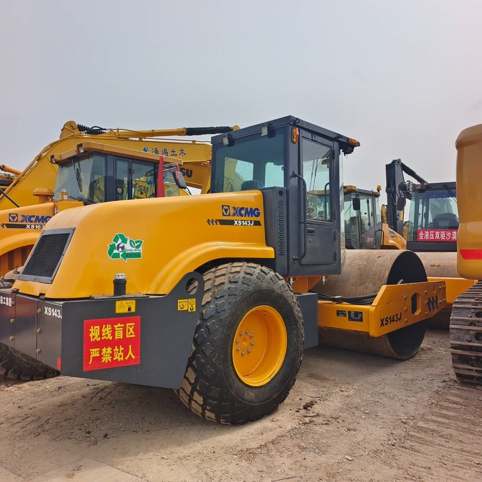 Kompaktor XCMG XS 143J: billede 9