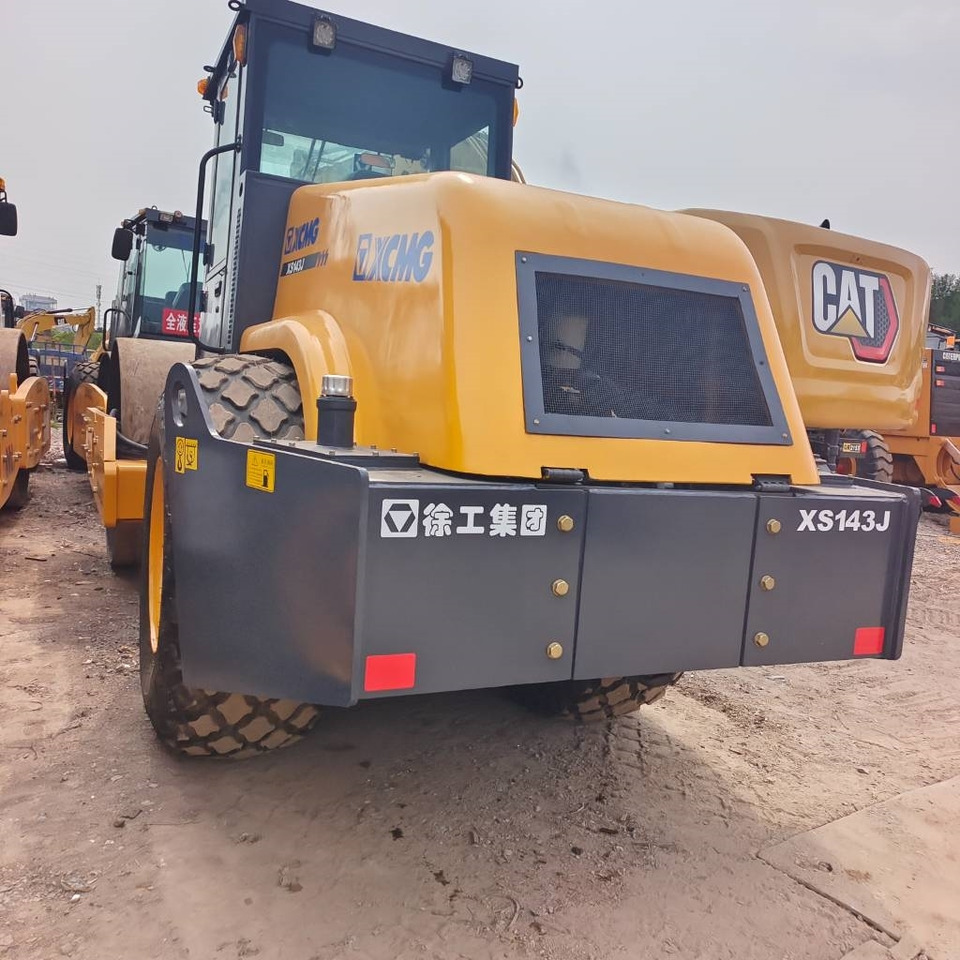 Kompaktor XCMG XS 143J: billede 7