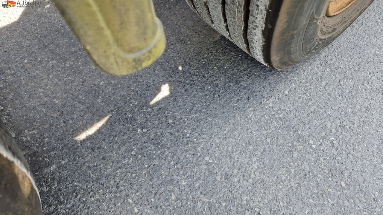 Krone SD Containerchassis 2x 20, 30, 40 ft deutscher Auflieger, ausziehbar - Containerbil/ Veksellad sættevogn: billede 4 Krone SD Containerchassis 2x 20, 30, 40 ft deutscher Auflieger, ausziehbar - Containerbil/ Veksellad sættevogn: billede 4