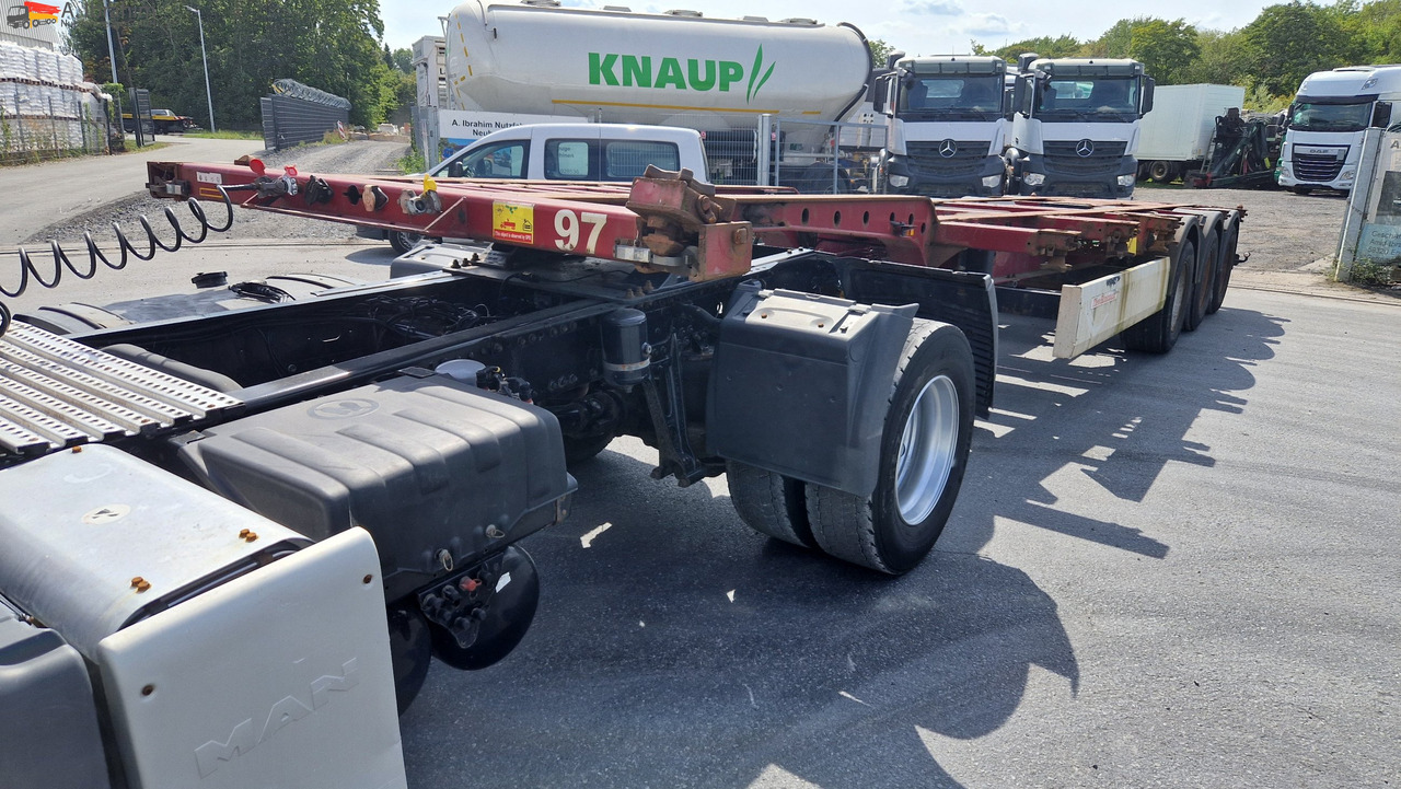 Krone SD Containerchassis 2x 20, 30, 40 ft deutscher Auflieger, ausziehbar - Containerbil/ Veksellad sættevogn: billede 1 Krone SD Containerchassis 2x 20, 30, 40 ft deutscher Auflieger, ausziehbar - Containerbil/ Veksellad sættevogn: billede 1