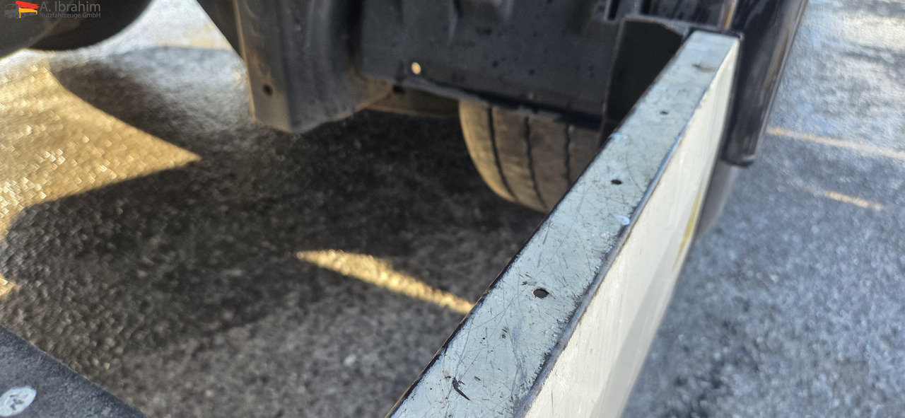 Krone SD Megatrailer Hubdach Liftachse | SAF Achsen - Gardintrailer: billede 2 Krone SD Megatrailer Hubdach Liftachse | SAF Achsen - Gardintrailer: billede 2