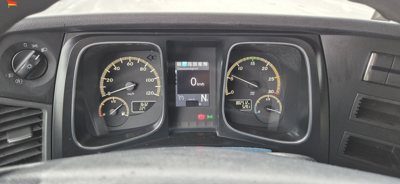 Leje en Mercedes-Benz 1830L Thermoking UT1200 Mercedes-Benz 1830L Thermoking UT1200: billede 14 Leje en Mercedes-Benz 1830L Thermoking UT1200 Mercedes-Benz 1830L Thermoking UT1200: billede 14