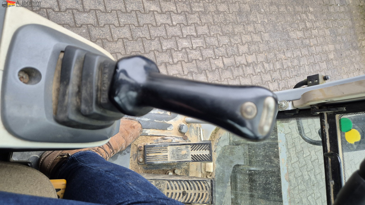 New Holland MH 2.6 Zustand gut, deutsche Maschine incl. Greifer und Dreservo - Hjulgravemaskine: billede 4 New Holland MH 2.6 Zustand gut, deutsche Maschine incl. Greifer und Dreservo - Hjulgravemaskine: billede 4