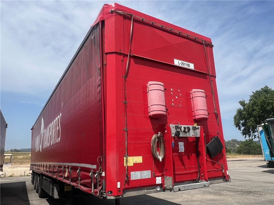 SCHMITZ CARGOBULL SCB-S3T TETO ELEVAR - Gardintrailer: billede 1 SCHMITZ CARGOBULL SCB-S3T TETO ELEVAR - Gardintrailer: billede 1