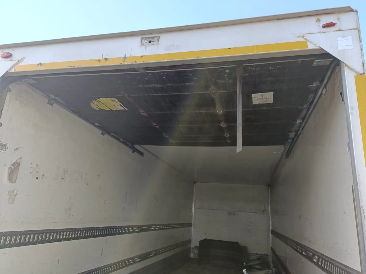 FURGONATURA BOX A TERRA - Veksellad til varevogne: billede 3 FURGONATURA BOX A TERRA - Veksellad til varevogne: billede 3