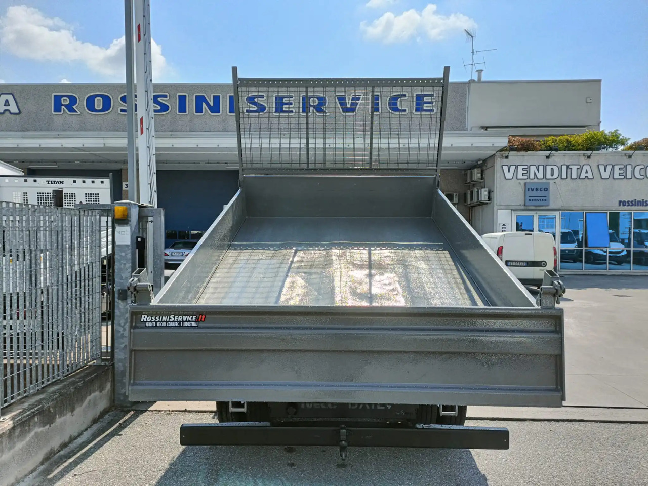 IVECO DAILY 35C12 RIBALTABILE - Ladbil med tip: billede 5 IVECO DAILY 35C12 RIBALTABILE - Ladbil med tip: billede 5