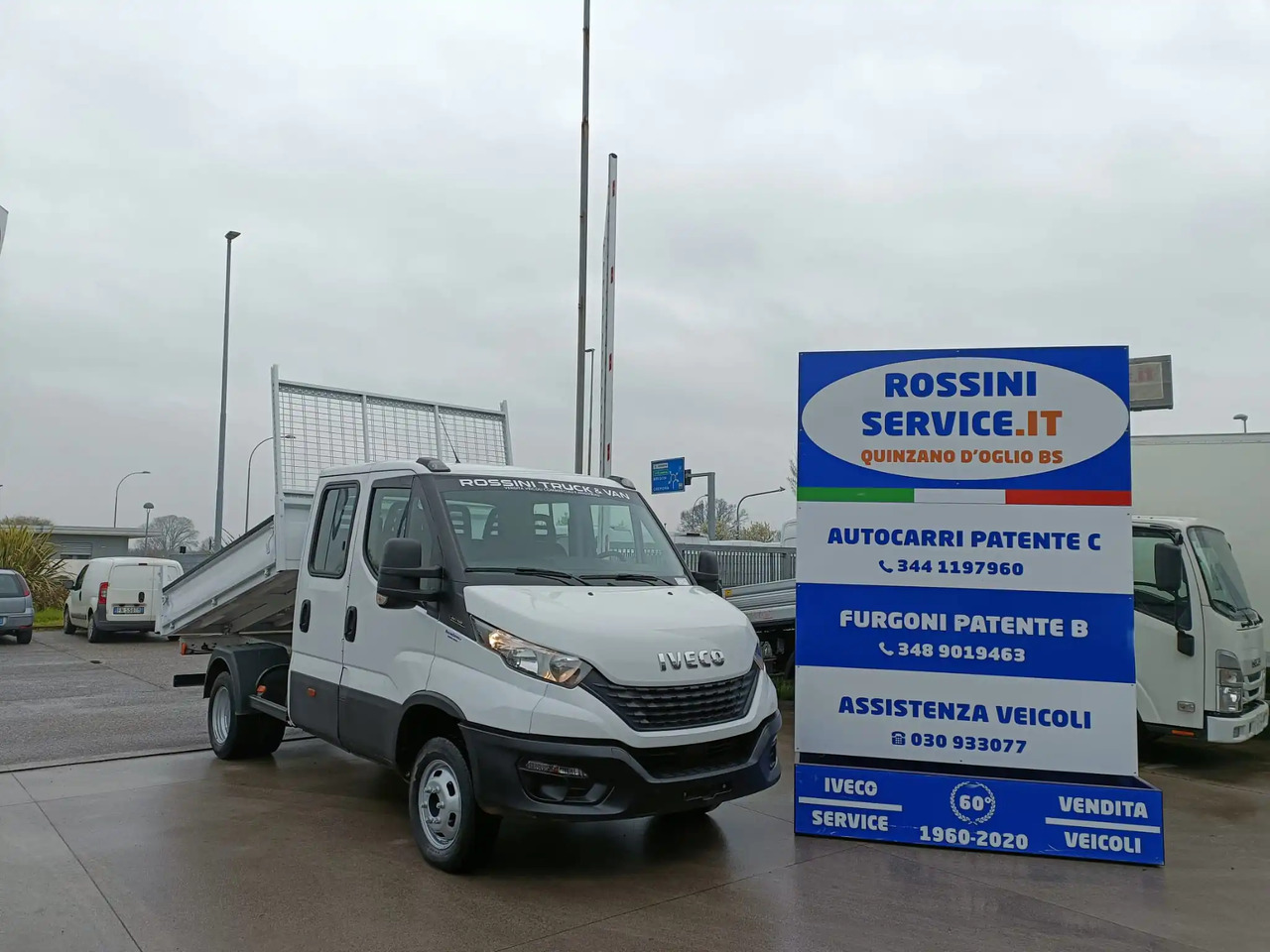 IVECO DAILY 35C14 DOPPIA CABINA RIBALTABILE 2.3 - Ladbil med tip: billede 1 IVECO DAILY 35C14 DOPPIA CABINA RIBALTABILE 2.3 - Ladbil med tip: billede 1