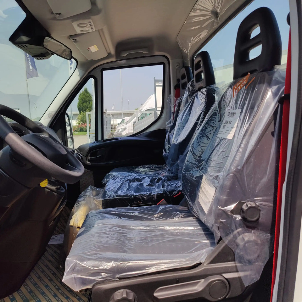 IVECO DAILY 35C16 MOD. 2025 RIBALTABILE TRILATERALE - Ladbil med tip: billede 2 IVECO DAILY 35C16 MOD. 2025 RIBALTABILE TRILATERALE - Ladbil med tip: billede 2