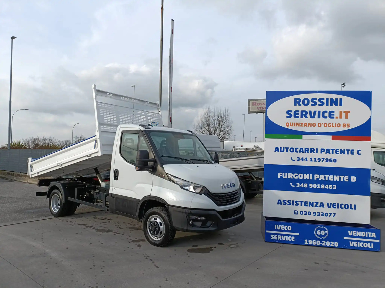 IVECO DAILY 35C16 MOD. 2025 RIBALTABILE TRILATERALE - Ladbil med tip: billede 1 IVECO DAILY 35C16 MOD. 2025 RIBALTABILE TRILATERALE - Ladbil med tip: billede 1