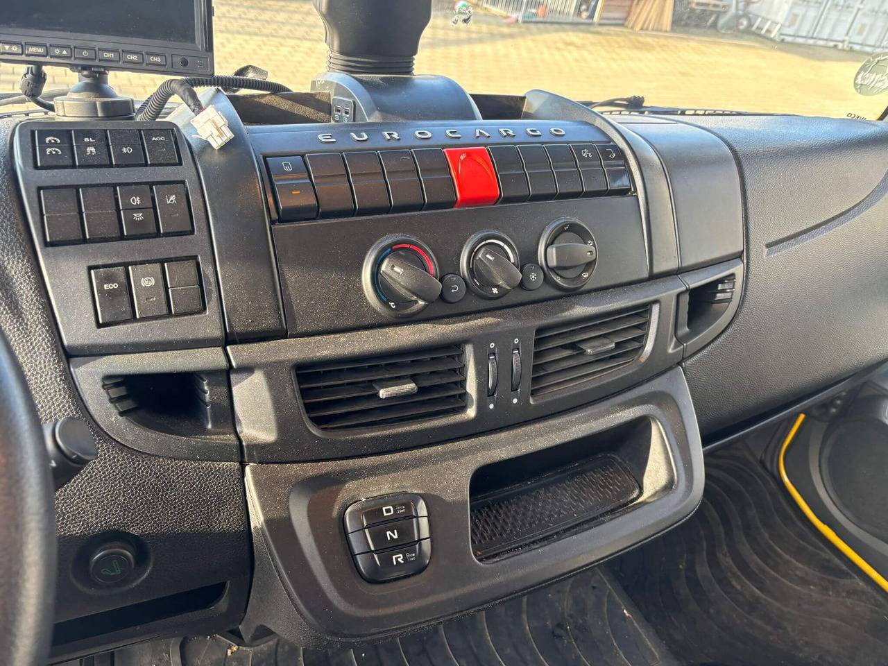 IVECO EUROCARGO 120E25P - Lastbil chassis: billede 2 IVECO EUROCARGO 120E25P - Lastbil chassis: billede 2