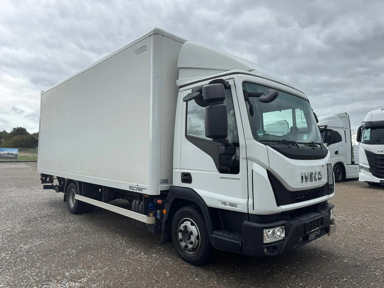 IVECO EUROCARGO 75E19P - Lastbil varevogn: billede 4 IVECO EUROCARGO 75E19P - Lastbil varevogn: billede 4