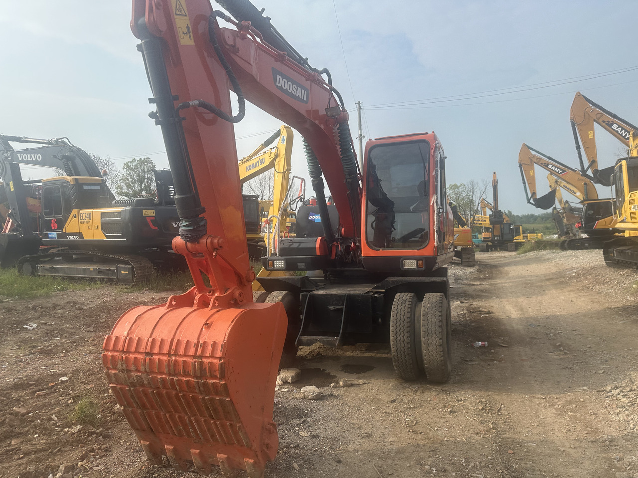 Doosan DX150W-9C - Hjulgravemaskine: billede 5 Doosan DX150W-9C - Hjulgravemaskine: billede 5
