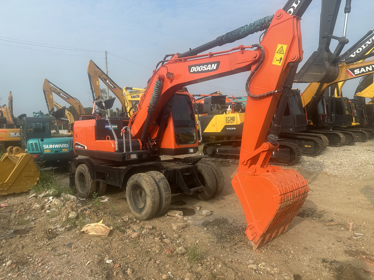 Doosan DX150W-9C - Hjulgravemaskine: billede 2 Doosan DX150W-9C - Hjulgravemaskine: billede 2