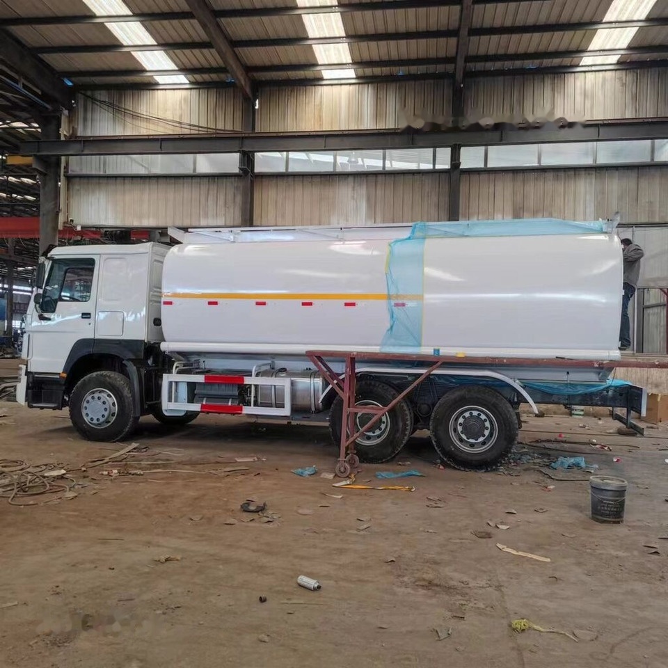 Howo 375 - Tankbil: billede 4 Howo 375 - Tankbil: billede 4