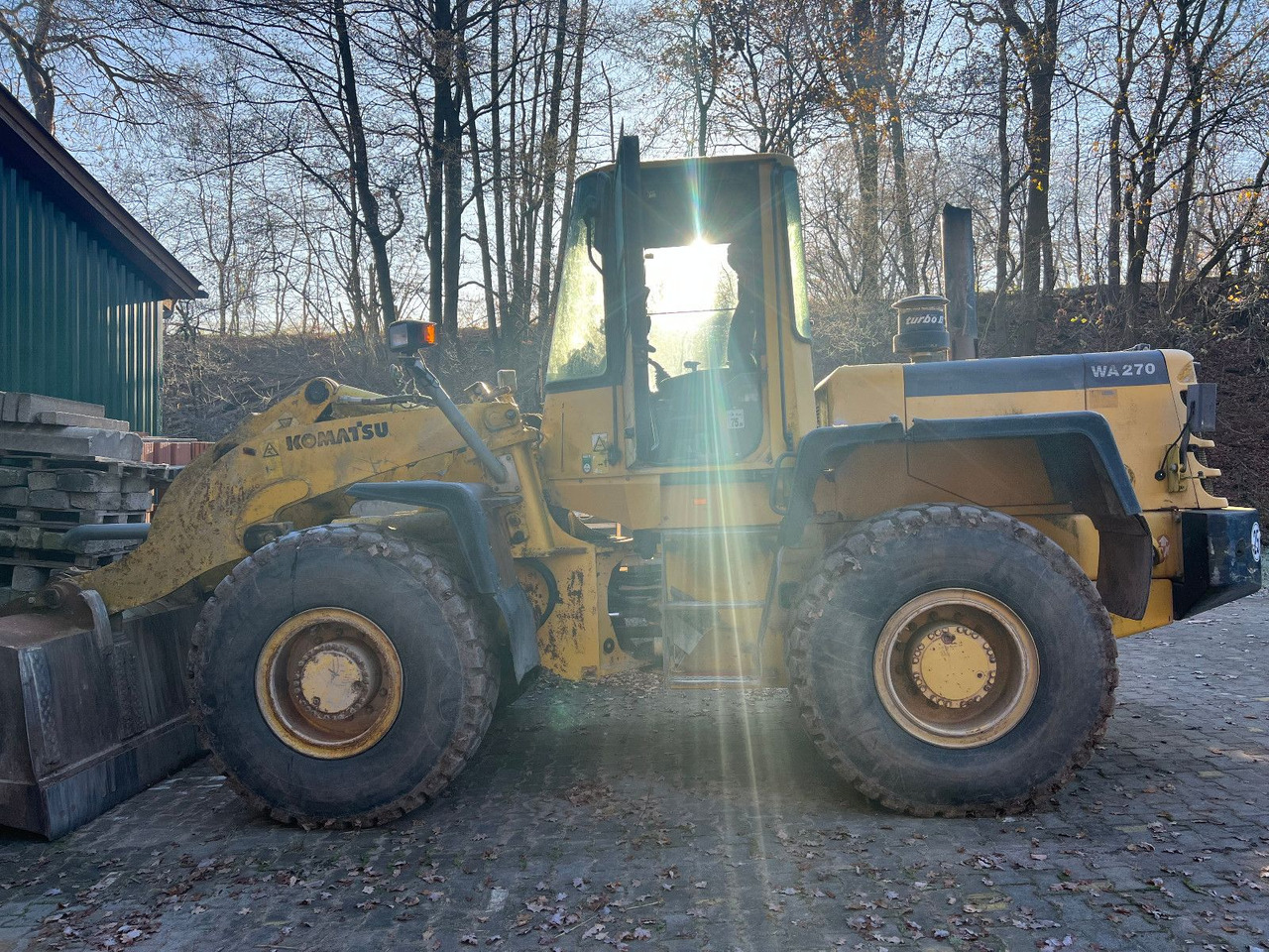 Komatsu WA 270 - Gummihjulslæsser: billede 2 Komatsu WA 270 - Gummihjulslæsser: billede 2