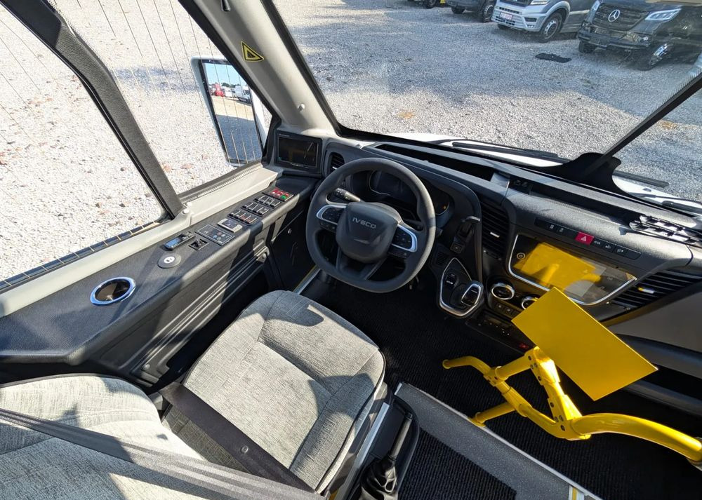 Leje en Iveco Mercus Daily City Iveco Mercus Daily City: billede 16 Leje en Iveco Mercus Daily City Iveco Mercus Daily City: billede 16