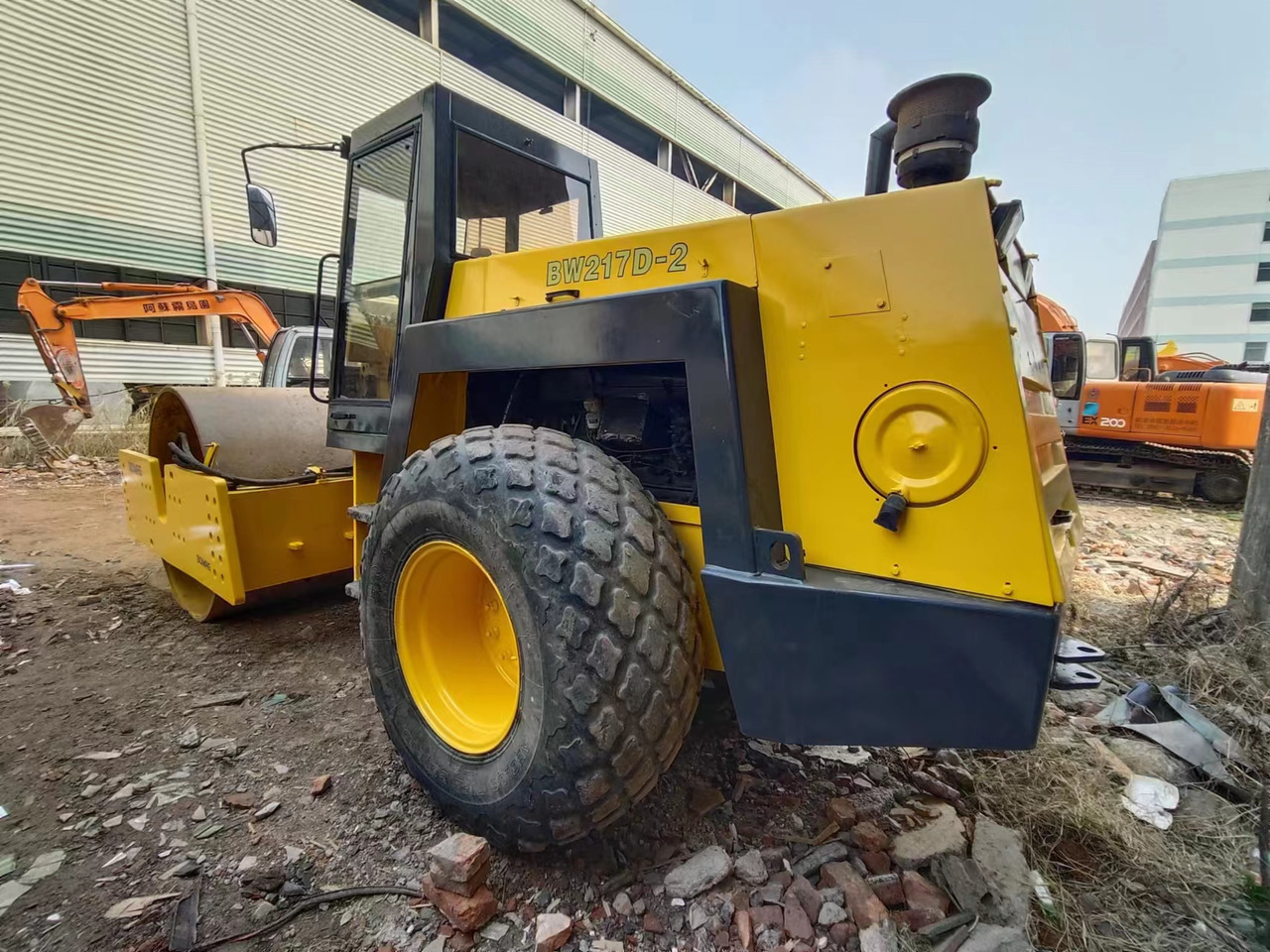 BOMAG BW 217D - Kompaktor: billede 1 BOMAG BW 217D - Kompaktor: billede 1