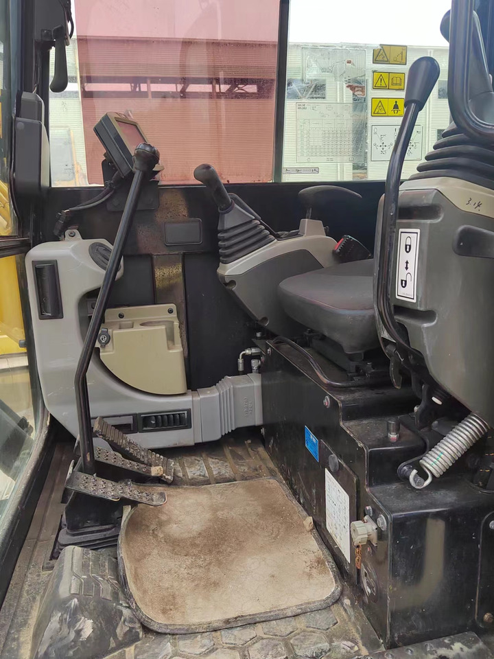 CATERPILLAR 305.5E2 - Minigravemaskine: billede 4 CATERPILLAR 305.5E2 - Minigravemaskine: billede 4