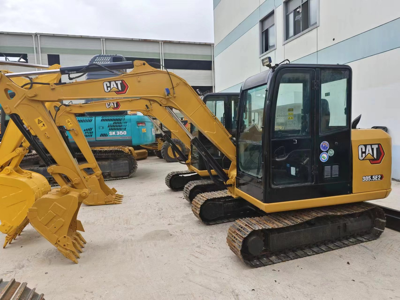 CATERPILLAR 305.5e2 - Bæltegravemaskine: billede 2 CATERPILLAR 305.5e2 - Bæltegravemaskine: billede 2