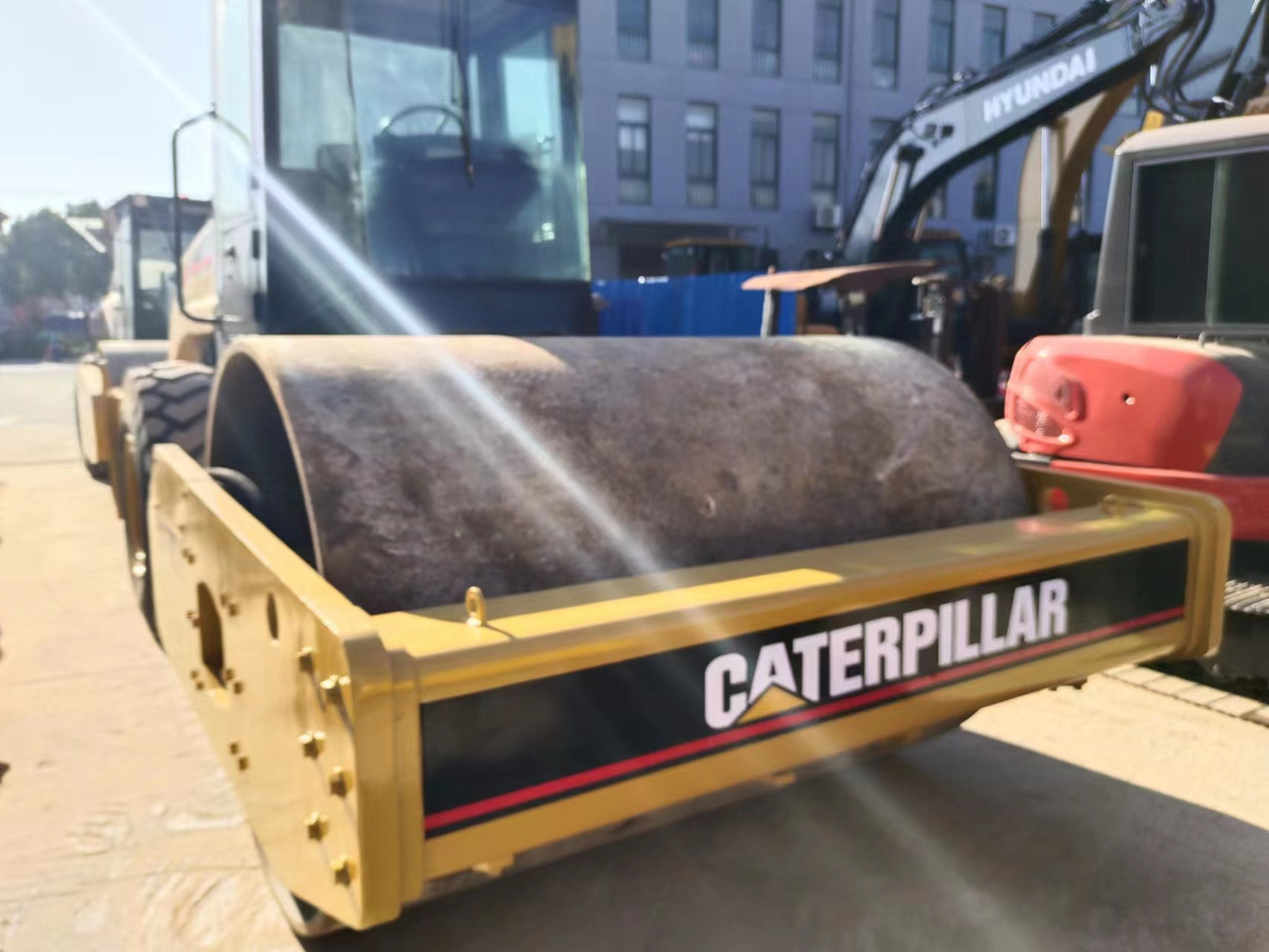 CATERPILLAR CS683E - Kompaktor: billede 3 CATERPILLAR CS683E - Kompaktor: billede 3