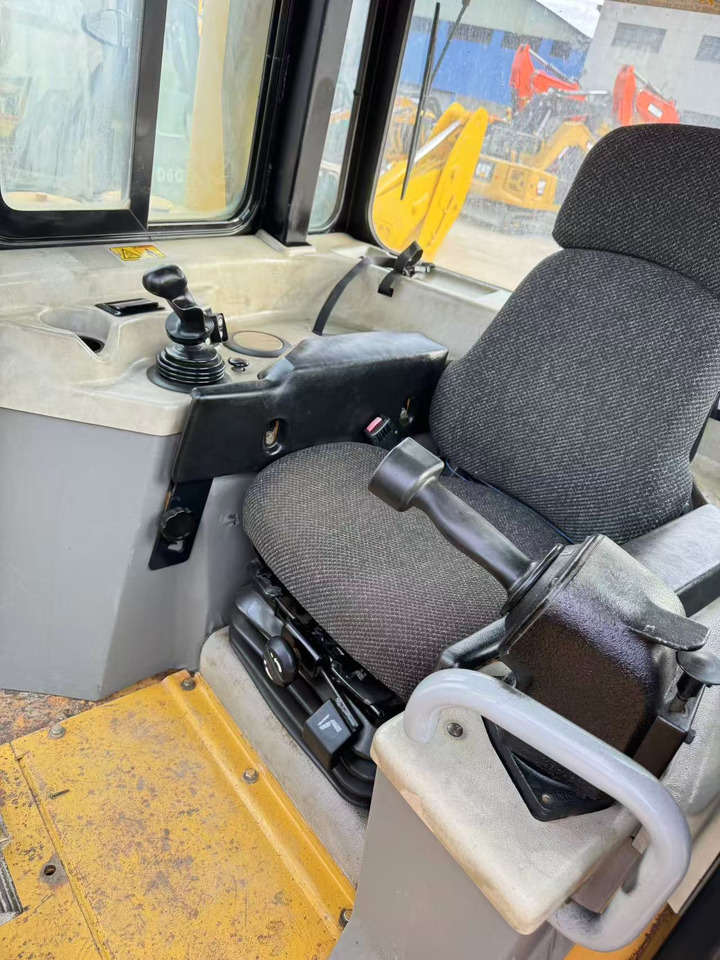 CATERPILLAR D6T - Bulldozer: billede 3 CATERPILLAR D6T - Bulldozer: billede 3