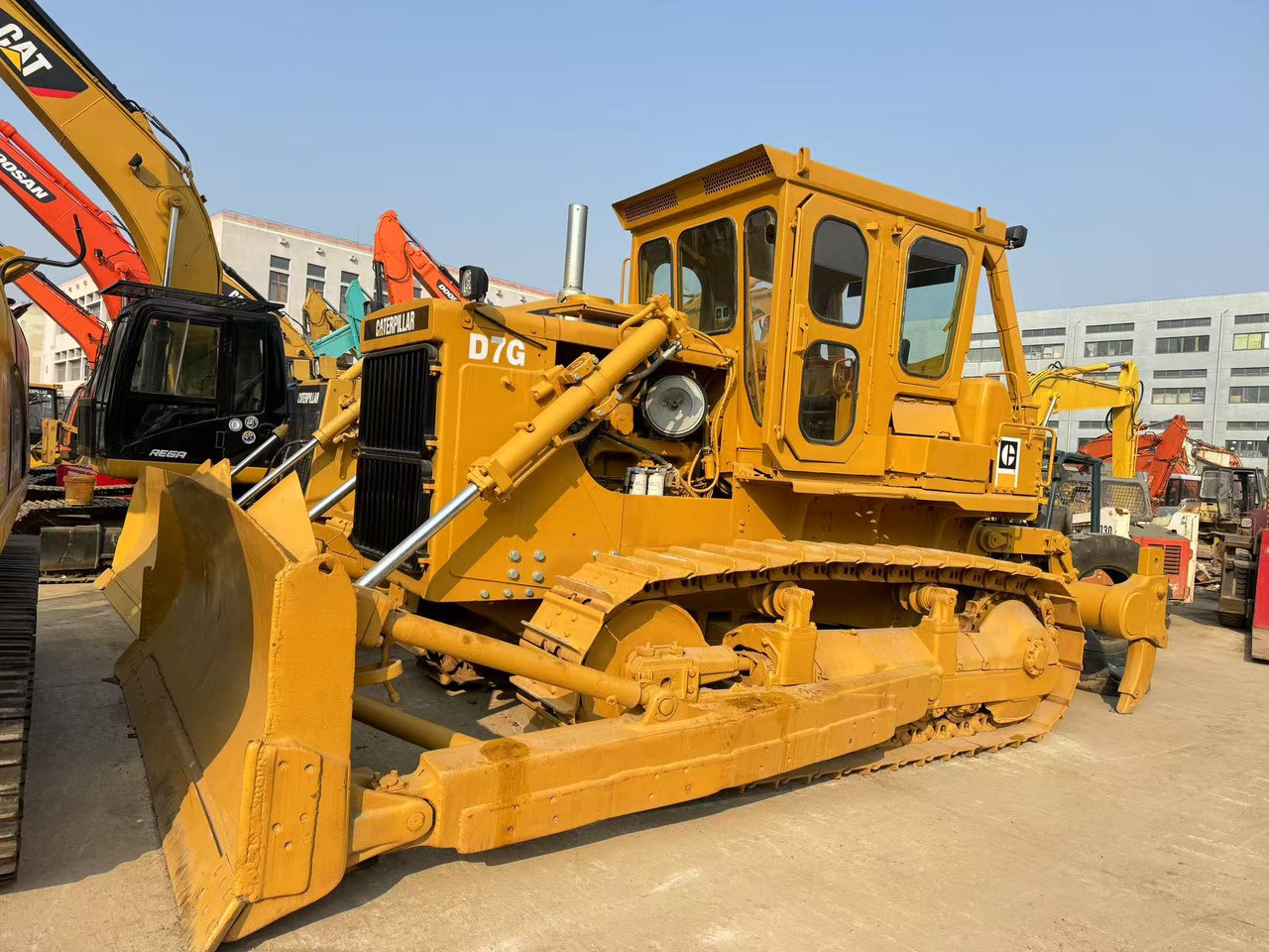 CATERPILLAR D7G - Bulldozer: billede 1 CATERPILLAR D7G - Bulldozer: billede 1