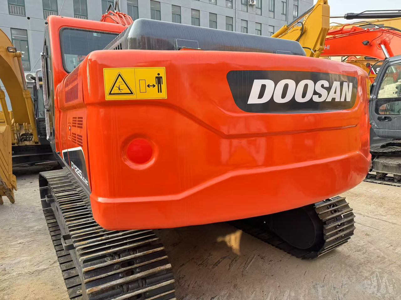 DOOSAN DX225 - Bæltegravemaskine: billede 3 DOOSAN DX225 - Bæltegravemaskine: billede 3