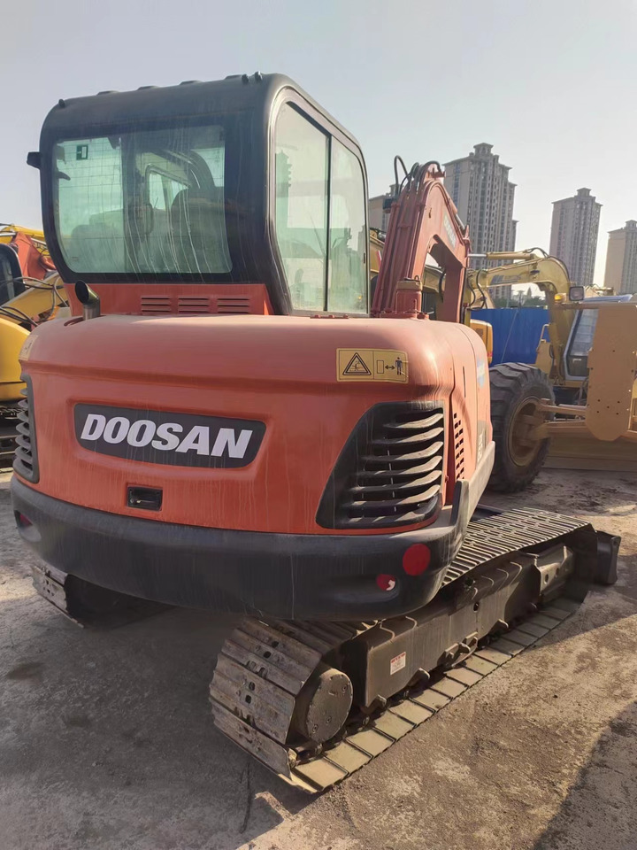 DOOSAN DX60 - Minigravemaskine: billede 3 DOOSAN DX60 - Minigravemaskine: billede 3