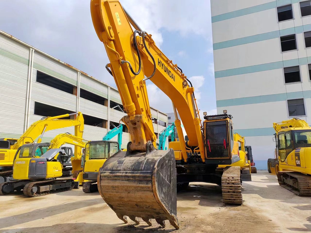 HYUNDAI R385LC-9T R305 R220 - Bæltegravemaskine: billede 2 HYUNDAI R385LC-9T R305 R220 - Bæltegravemaskine: billede 2