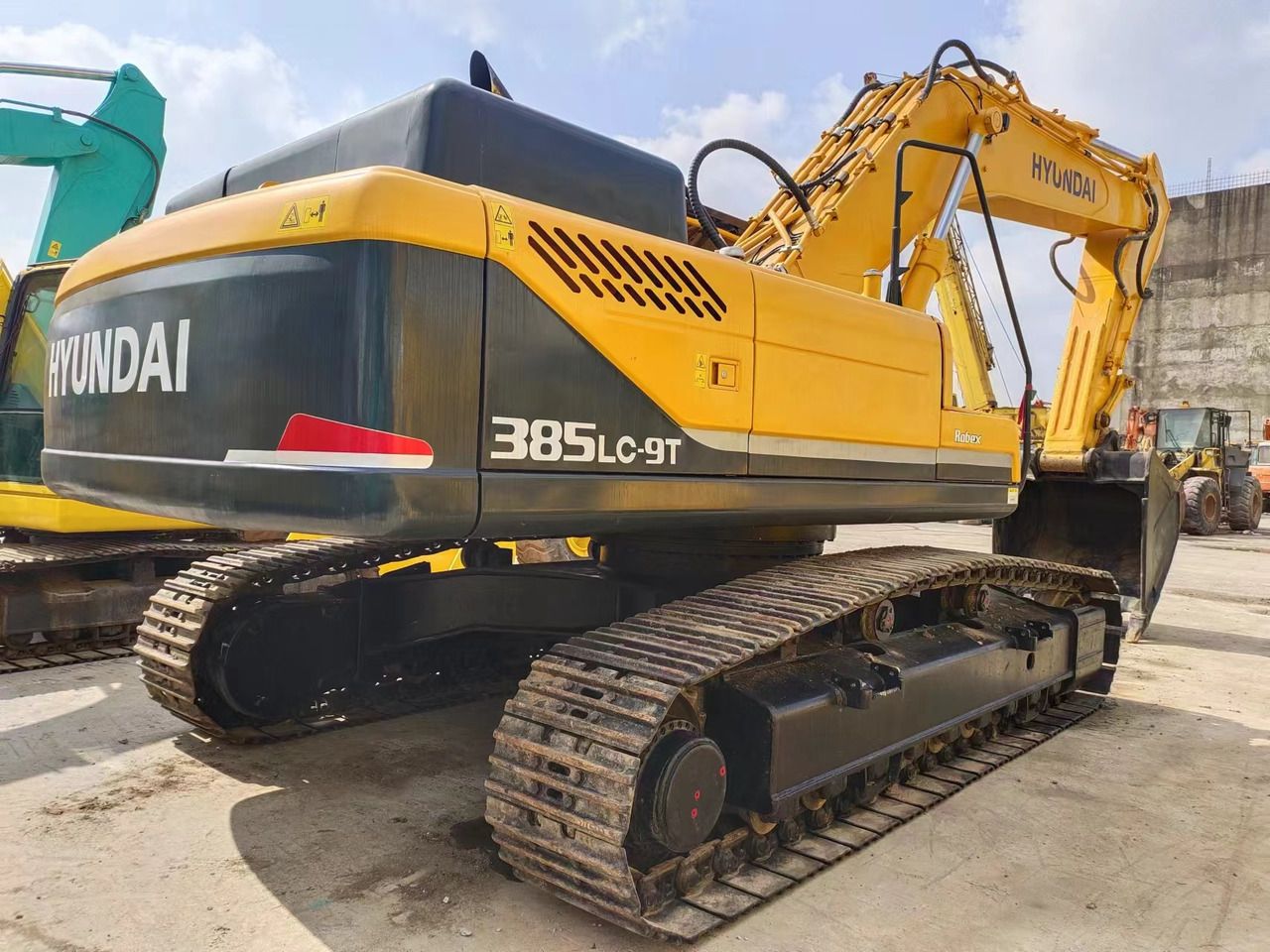 HYUNDAI R385LC-9T R305 R220 - Bæltegravemaskine: billede 1 HYUNDAI R385LC-9T R305 R220 - Bæltegravemaskine: billede 1