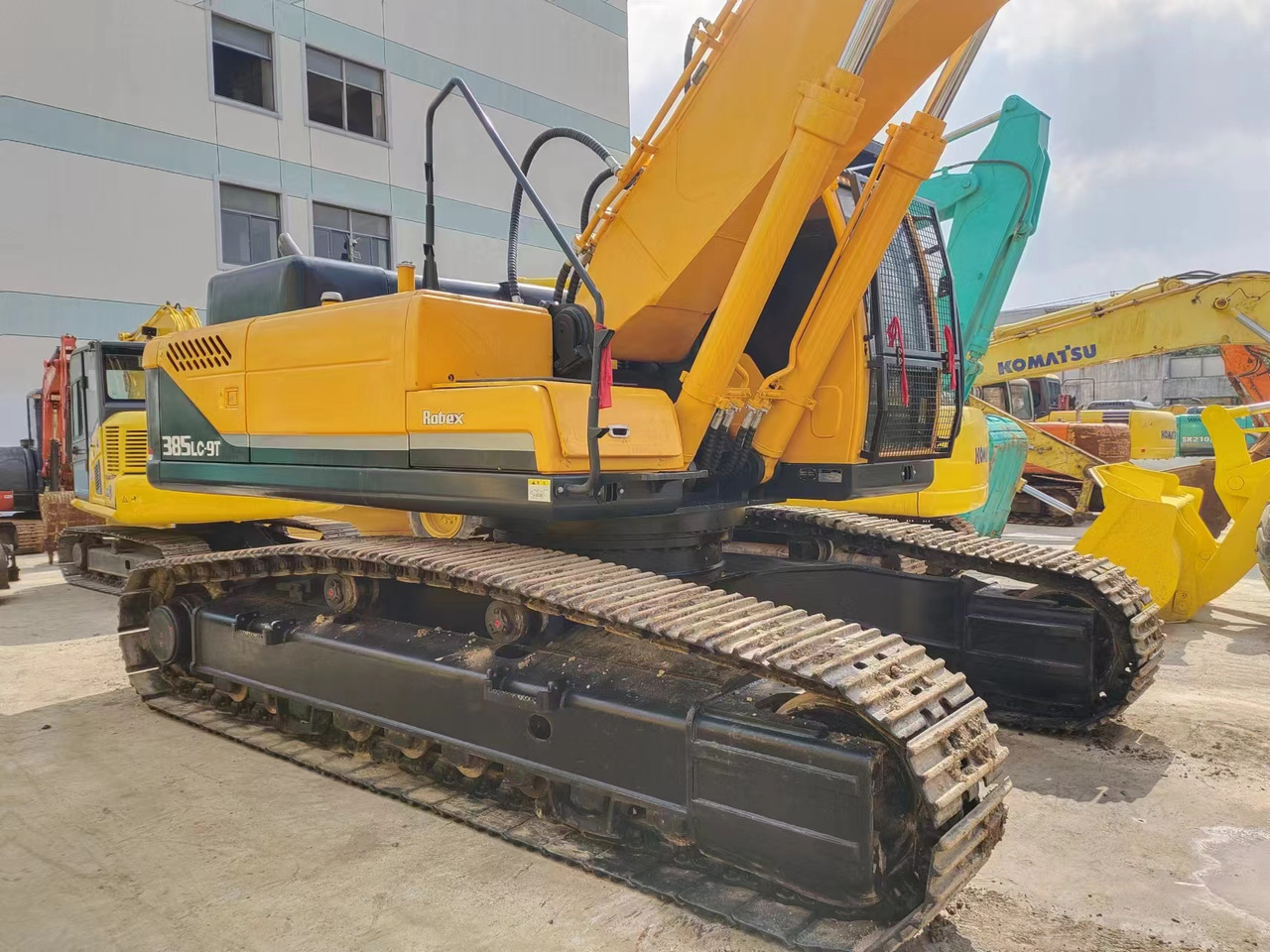 HYUNDAI R385LC-9T R305 R220 - Bæltegravemaskine: billede 4 HYUNDAI R385LC-9T R305 R220 - Bæltegravemaskine: billede 4