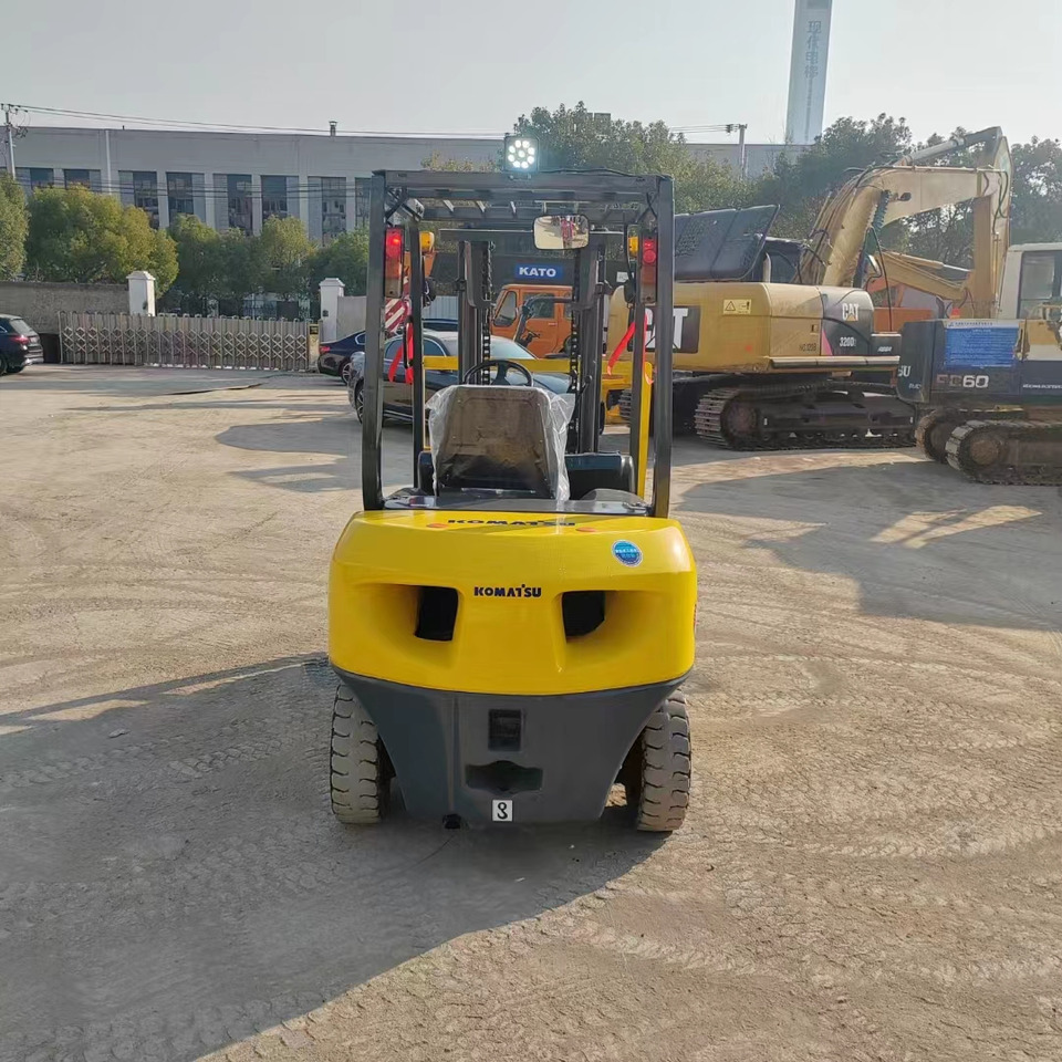 KOMATSU FD30 - Diesel gaffeltruck: billede 3 KOMATSU FD30 - Diesel gaffeltruck: billede 3