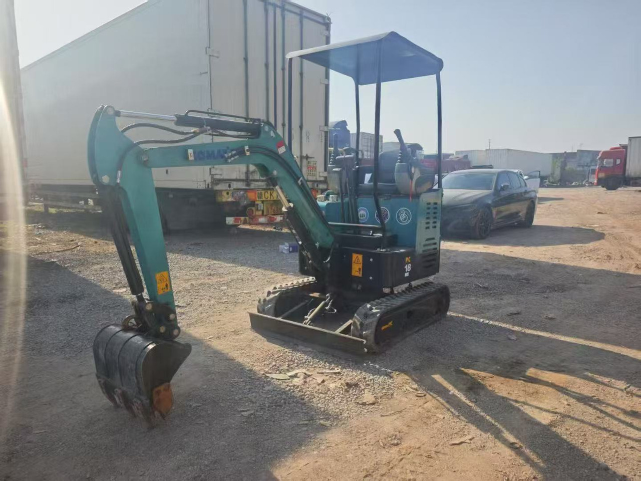 KOMATSU PC18 - Minigravemaskine: billede 1 KOMATSU PC18 - Minigravemaskine: billede 1