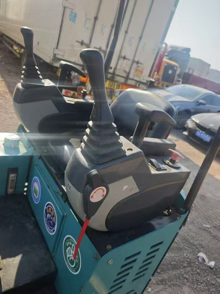 KOMATSU PC18 - Minigravemaskine: billede 2 KOMATSU PC18 - Minigravemaskine: billede 2