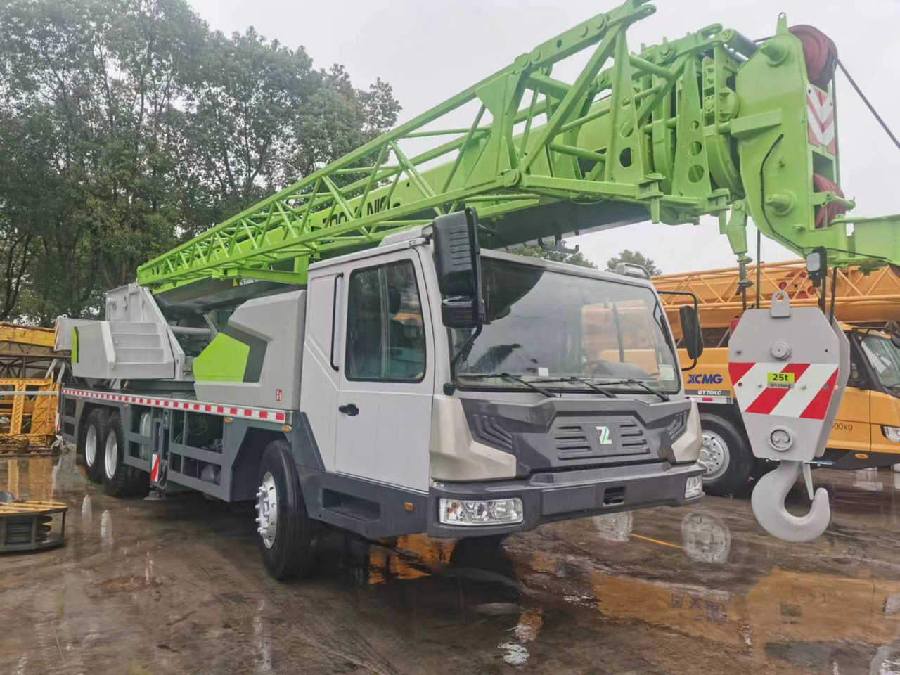 ZOOMLION ZTC251V - Mobilkran: billede 1 ZOOMLION ZTC251V - Mobilkran: billede 1